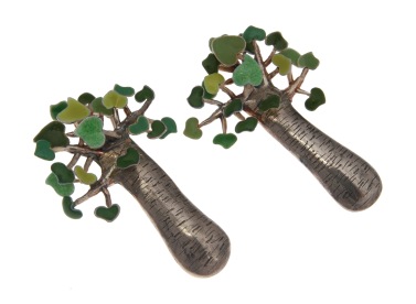 va.ar.7– Baobabs, earrings, 950 silver, vitreous enamel, patina