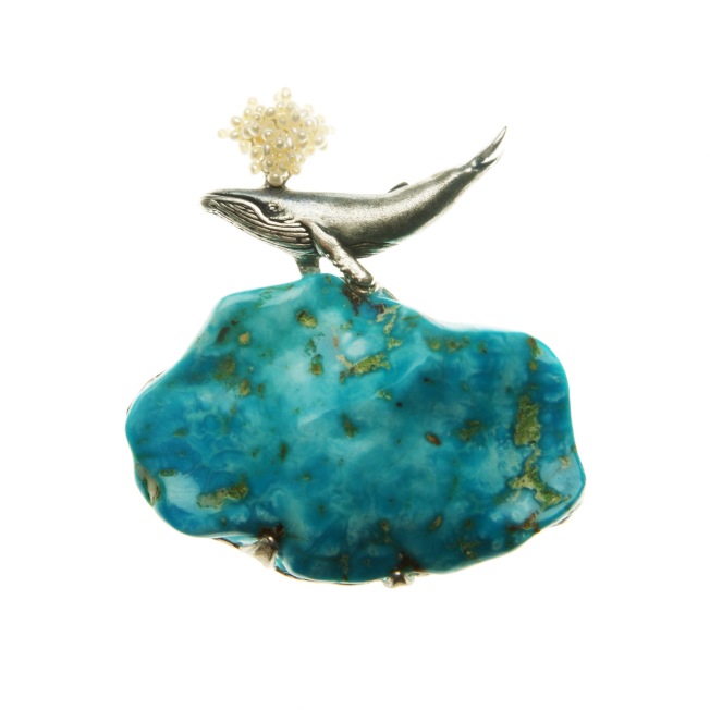 to.br.1– Blue wale, brooch, 950 silver, turquoise, pearls, patina